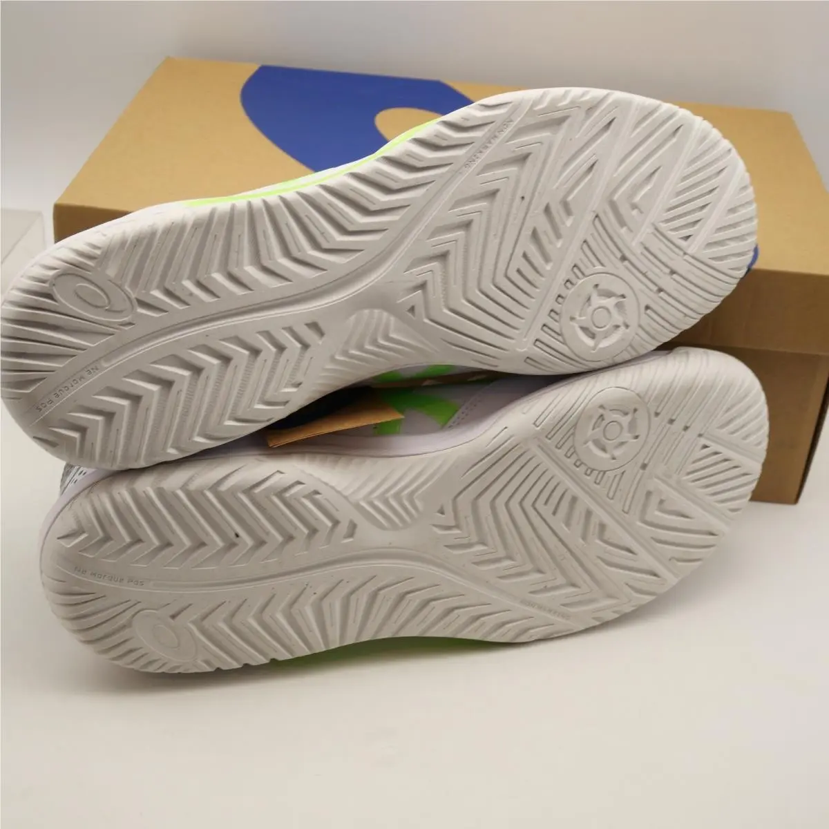 Asics shoes - White 4
