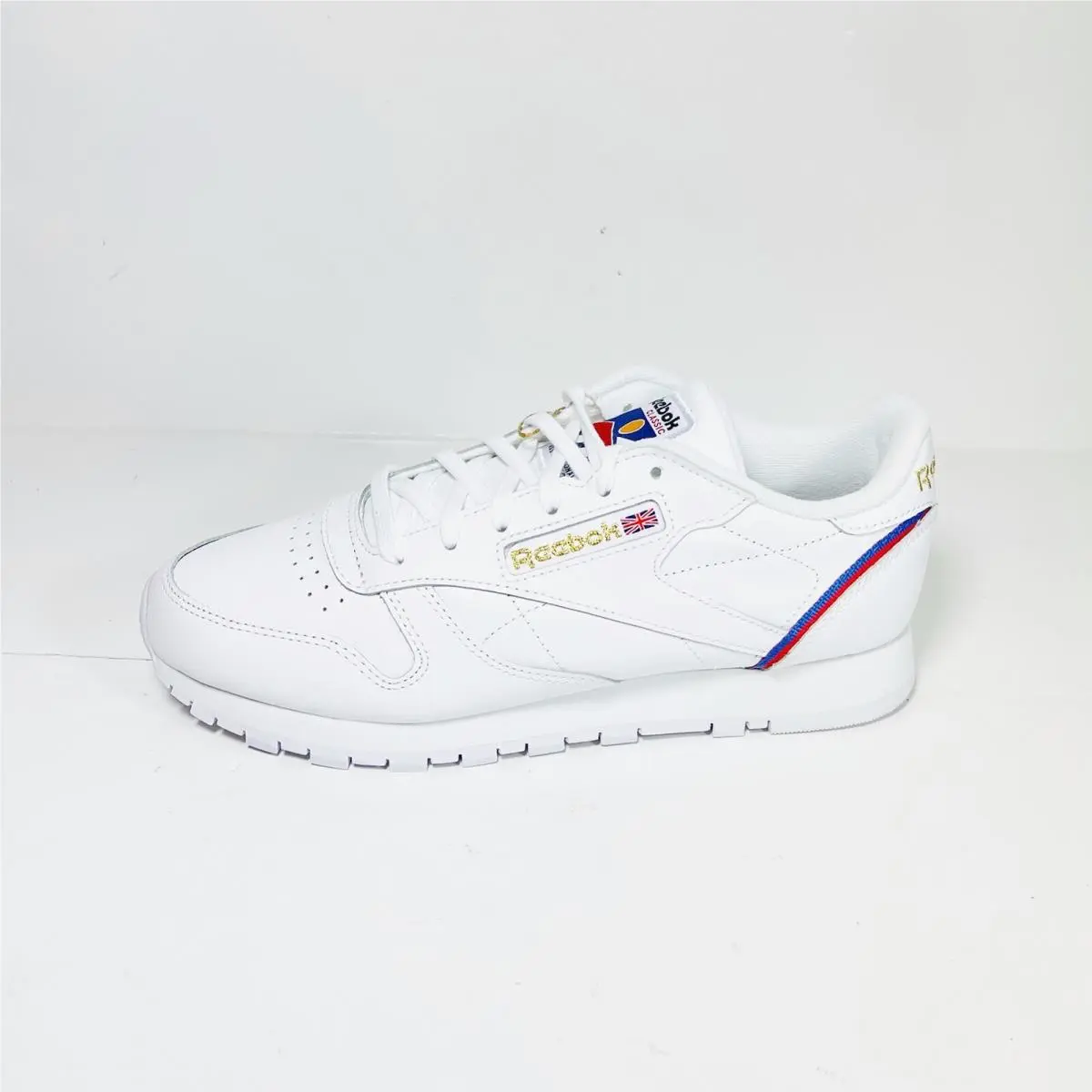 Reebok Classic Shoes Women’s 8 White Sneakers Leather EG5975