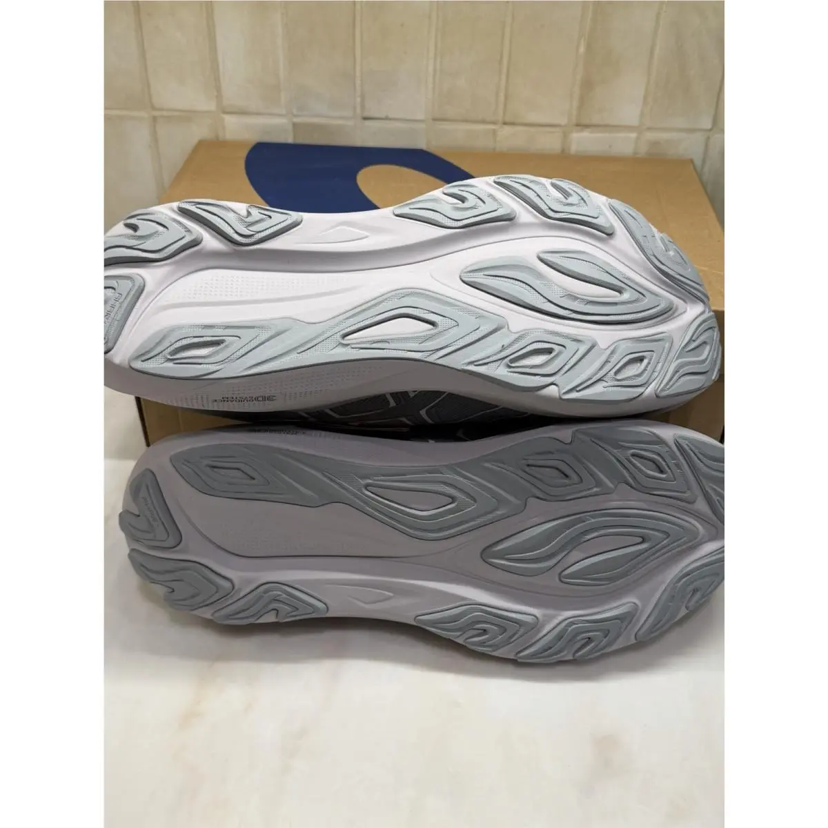Asics shoes - ASICS GT 2000 14 - 1011C056-020 - Gray 6