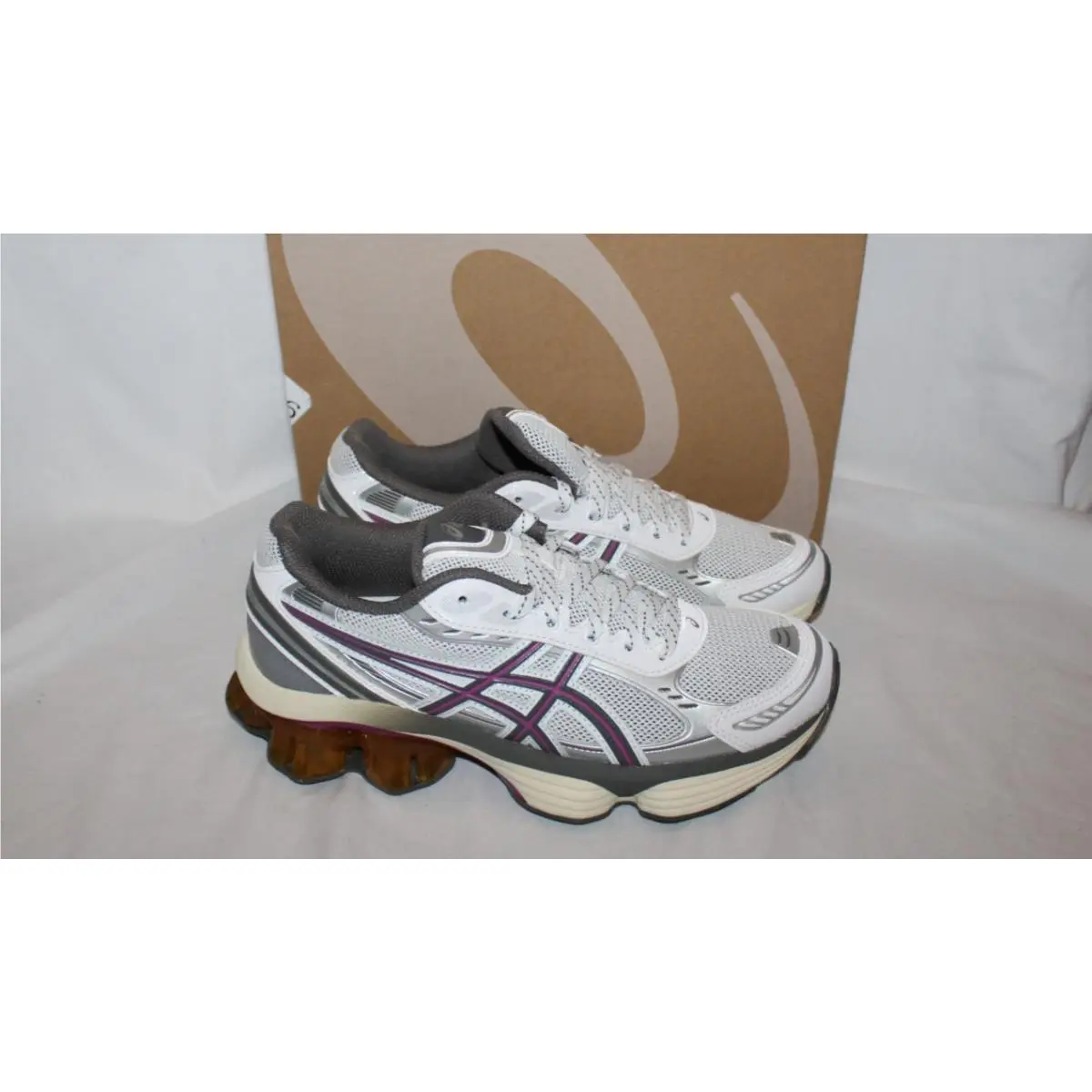 Asics shoes - WHITE PINK 0