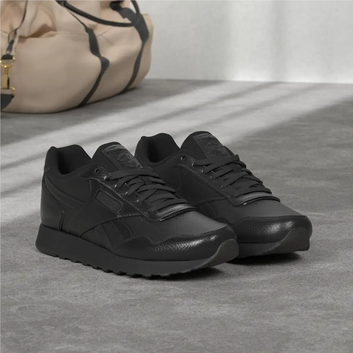 Reebok shoes - LSW38 - CN0192-BLA-35 US - Us-black/Black (UPC: 191027819949) 0