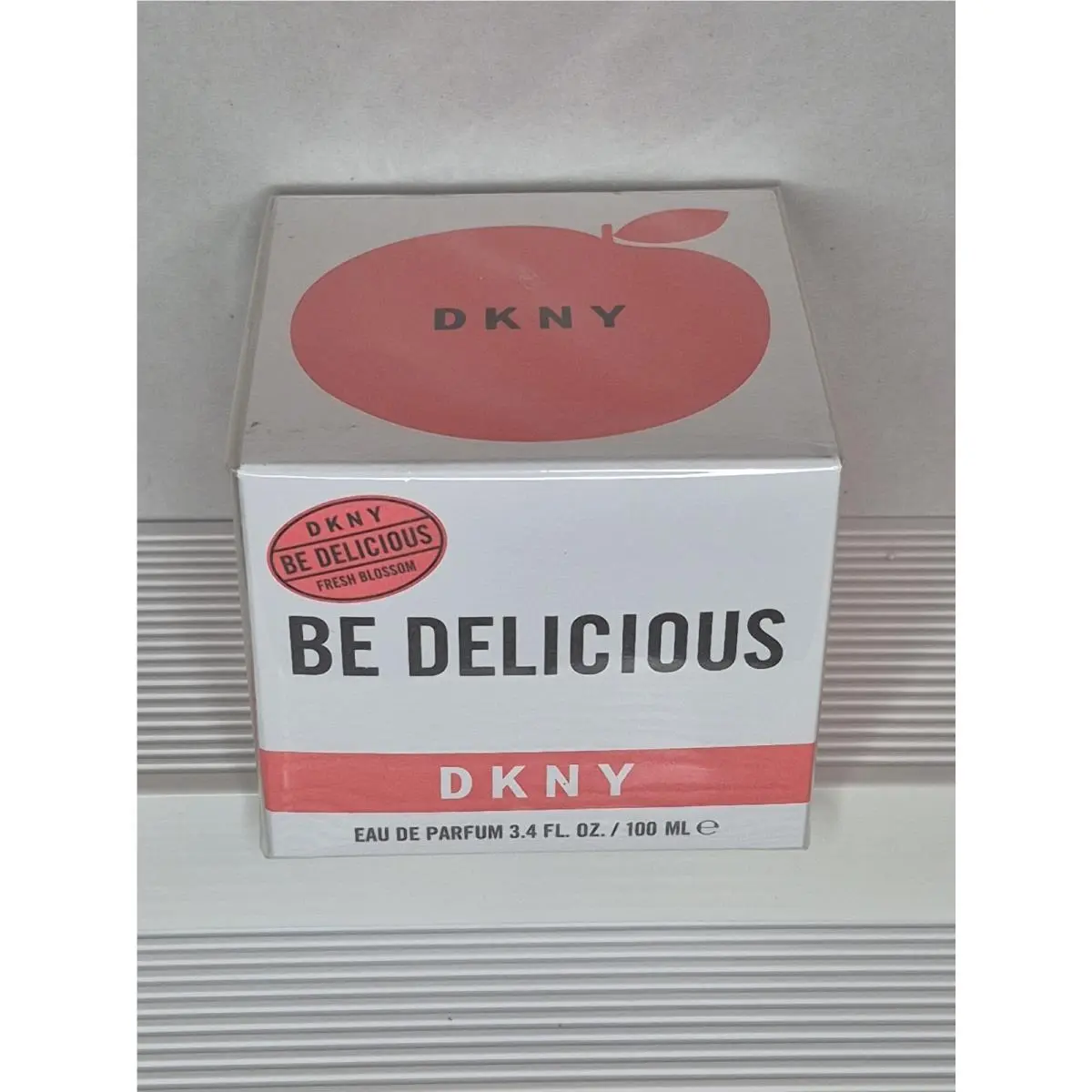 Donna Karan York Fresh Blossom Be Delicious Women`s Eau de Parfum Full Size