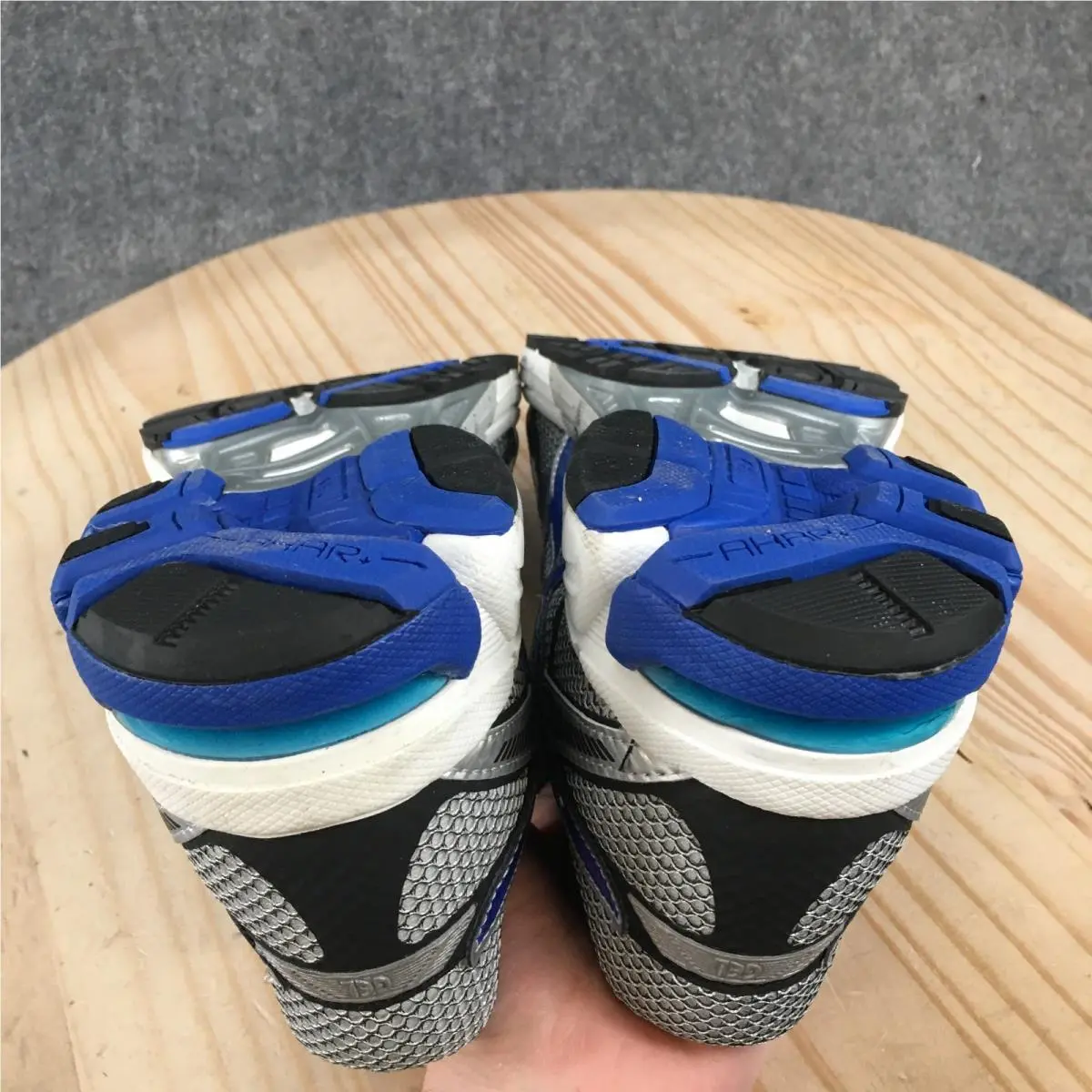 Asics shoes - ASICS GT-1000 4 - Silver 9