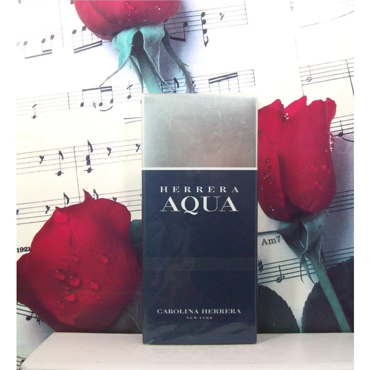 Herrera Aqua Edt Spray 3.4 Fl. Oz. Box
