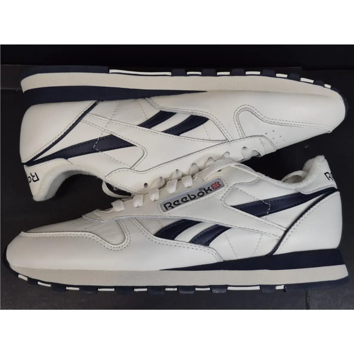Reebok shoes - Reebok Classic - Classic - GX6123 - White 3