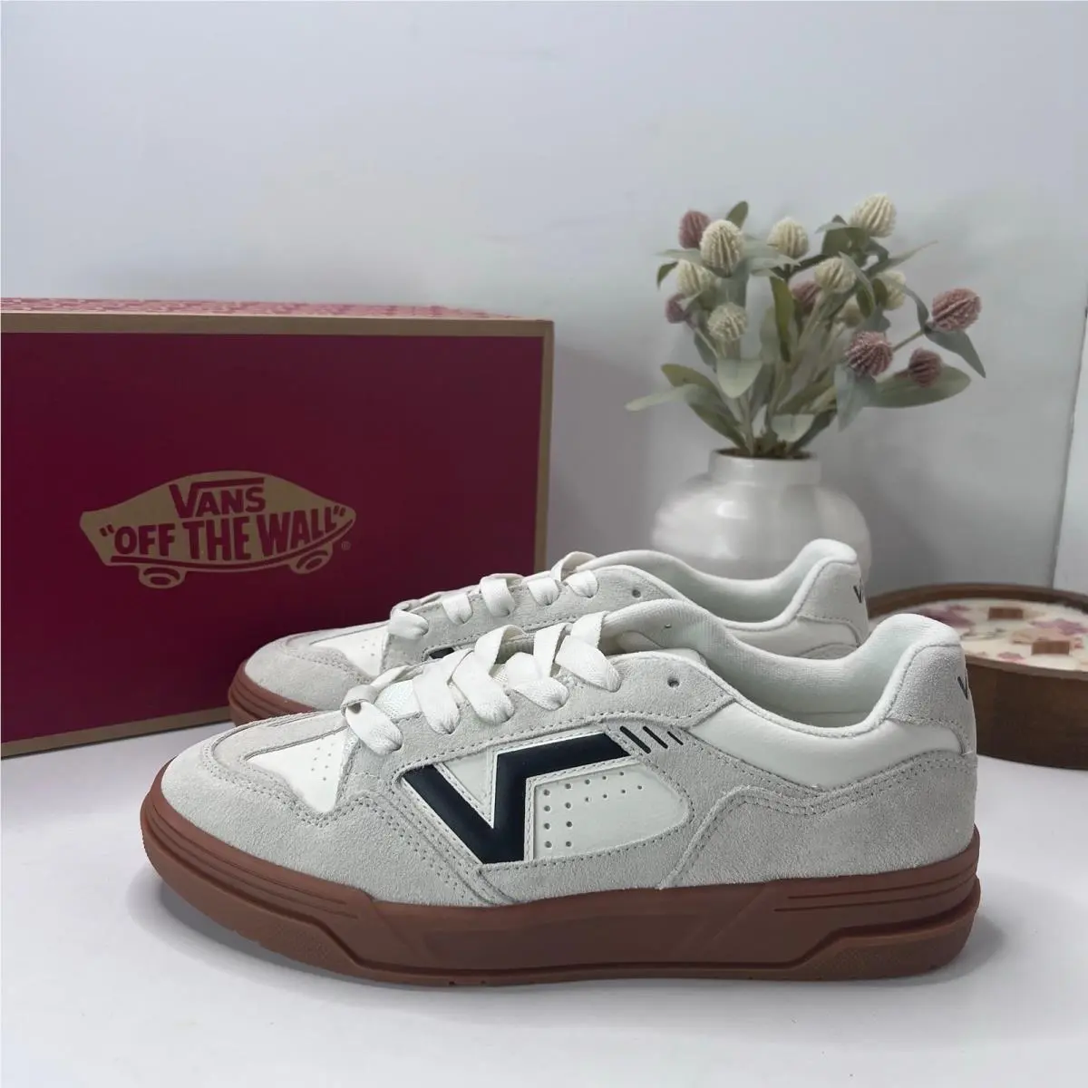 Vans Upland Retro Chunky Sneaker Suede Marshmallow Gum Men`s 11