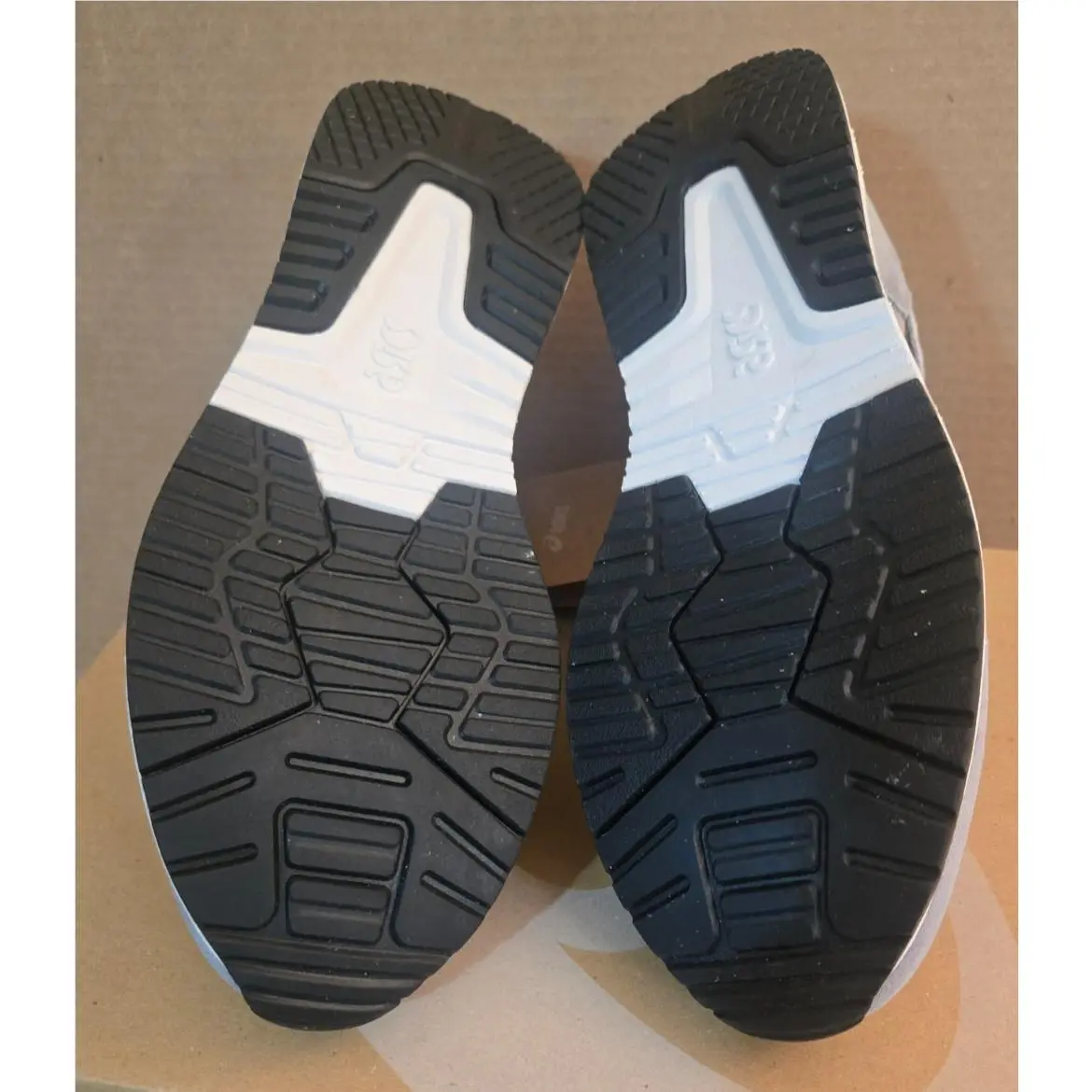 Asics shoes - ASICS Sportstyle Lyte Classic - Sportstyle Lyte Classic - Mid Grey/Black (UPC: 196074990511) 4