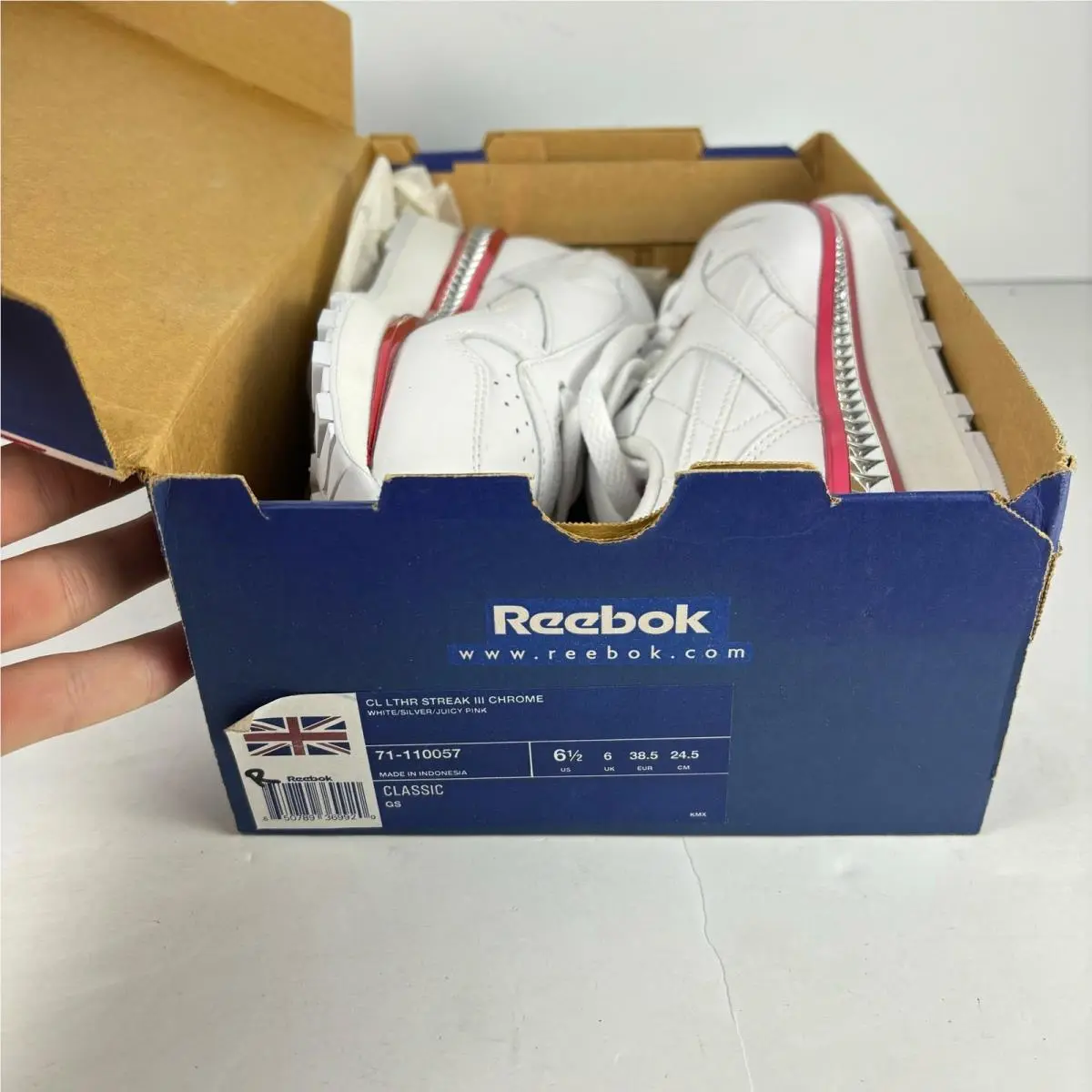 Reebok shoes - White 6