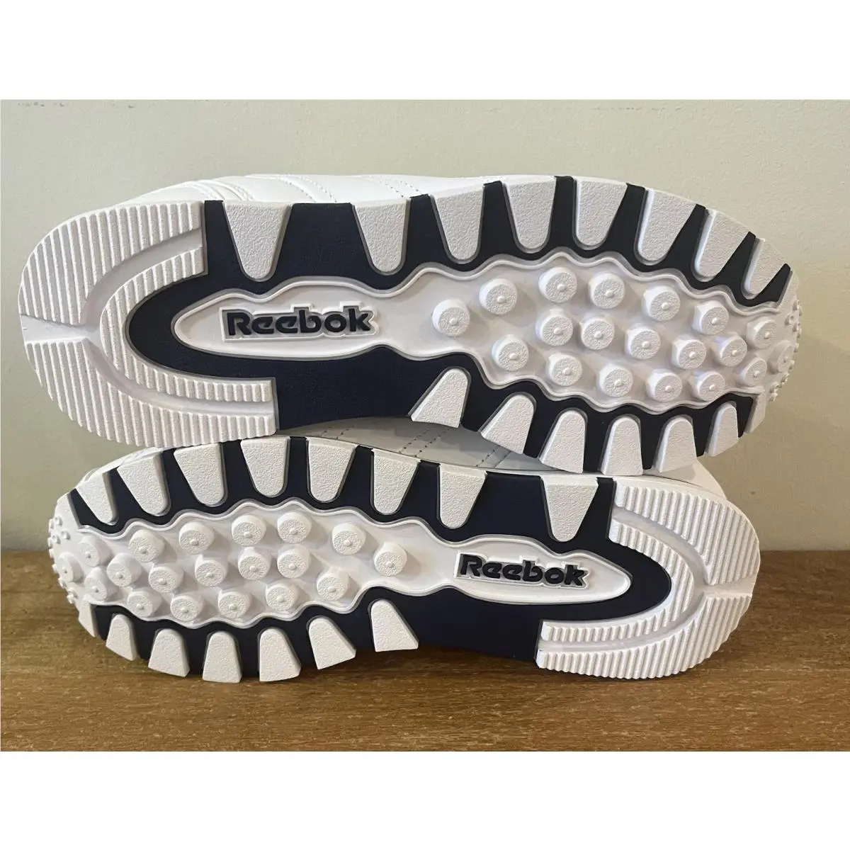 Reebok shoes - Oryx - Oryx - 1-97865 - White, Navy 1