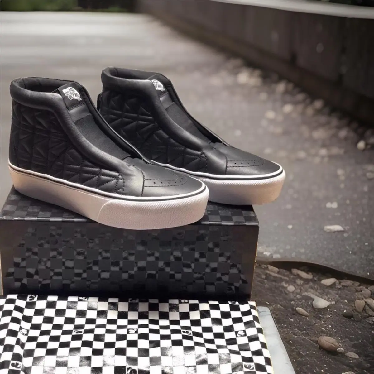 Vans shoes - SK8-HI - Black (UPC: 191167432237) 0