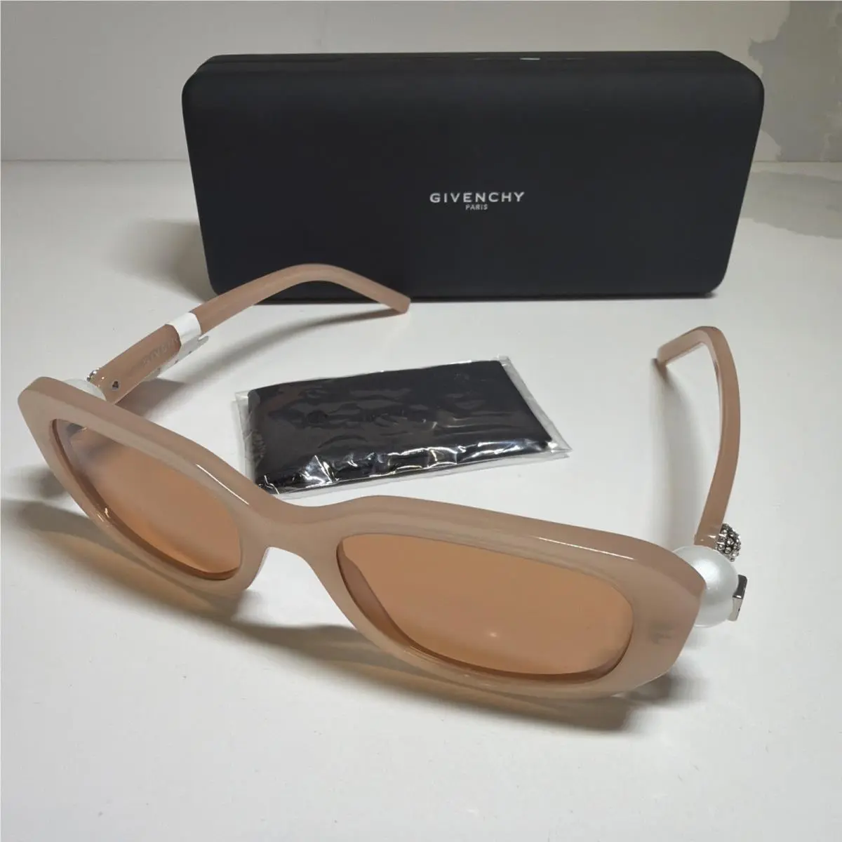 Givenchy GV401011 Women’s Pearl Oversized Sunglasses Pink