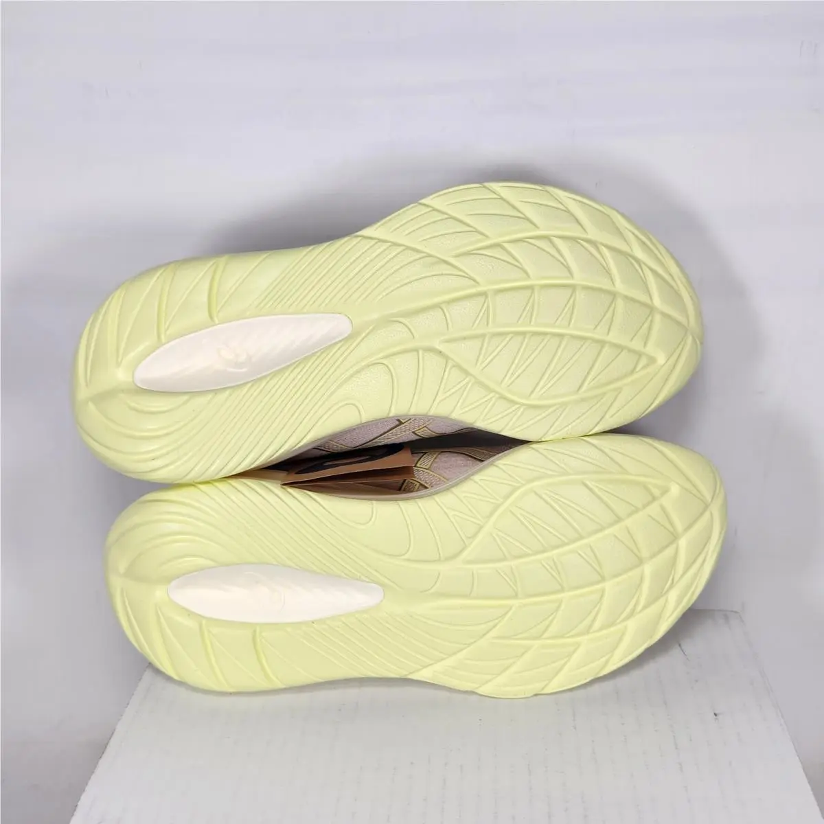 Asics shoes - ASICS GEL-Cumulus - Beige 3