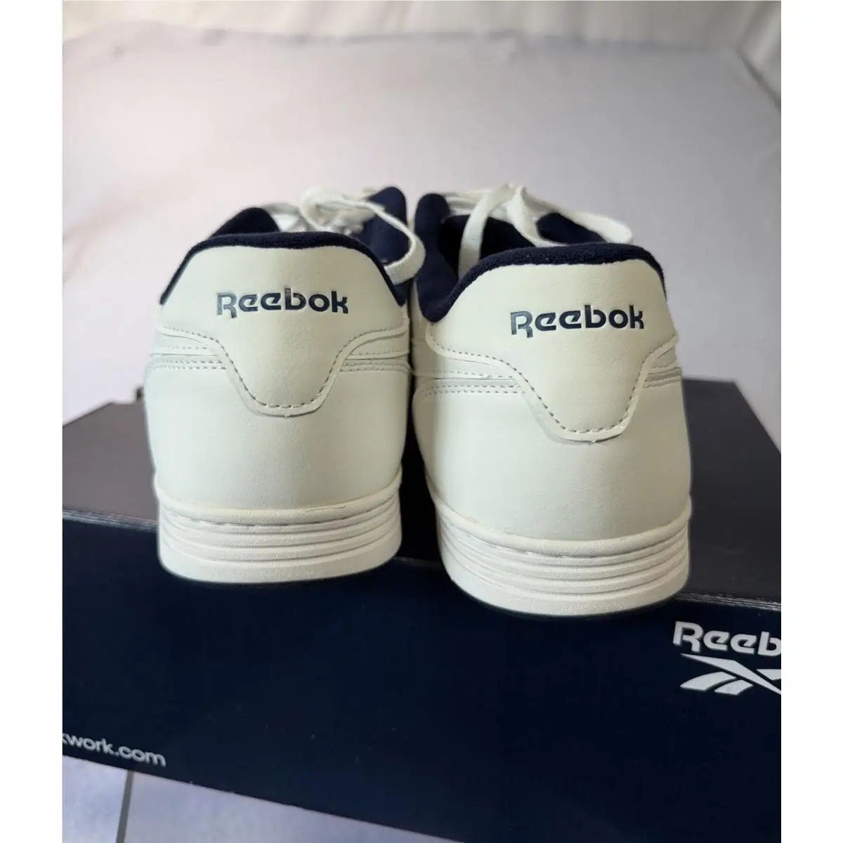 Reebok shoes - Reebok Club MEMT - Club MEMT - V67380 - White, Manufacturer: White (UPC: 0690774548015) 2