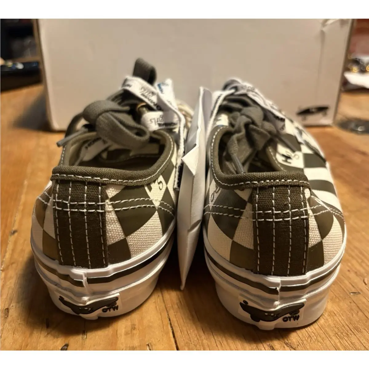 Vans shoes - HommeGirls x Vans Authentic 44 - VN000EEUDOL - Green 2