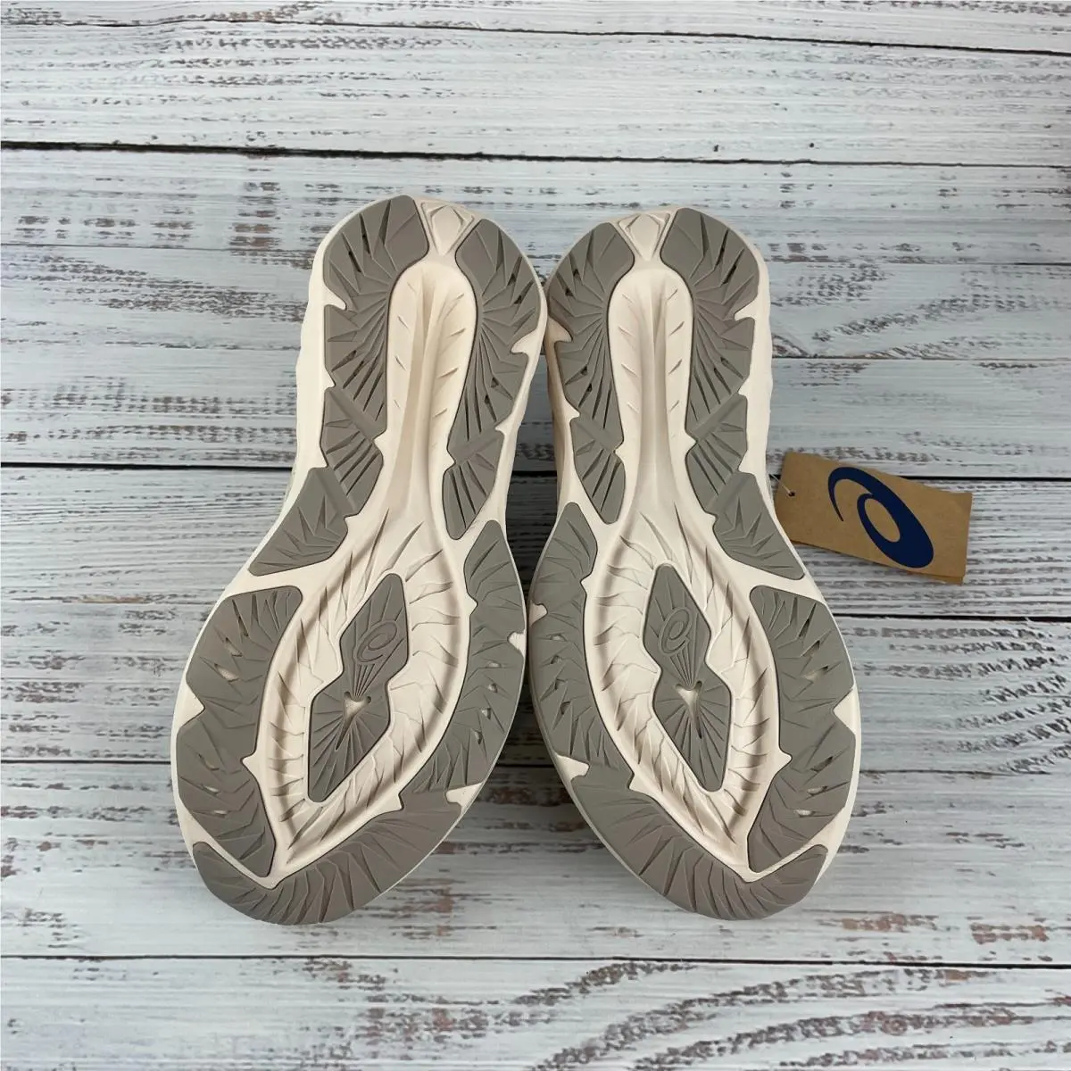 Asics shoes - ASICS Novablast - Novablast - Tan (UPC: 197298140348) 6