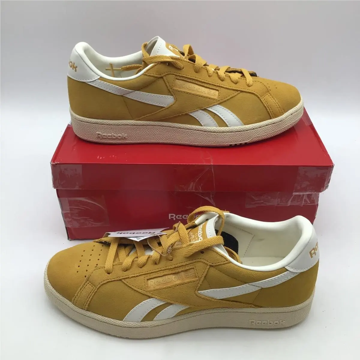 Reebok Club C Grounds UK Gold White Chalk Suede Mens Size 9.5 Womens Size 11