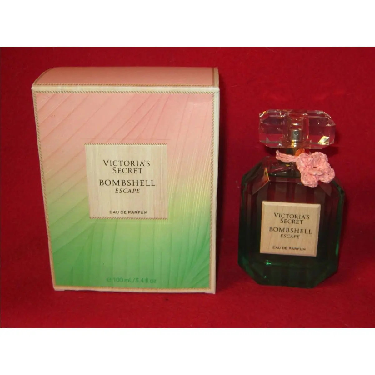 Victoria’s Secret Bombshell Escape Eau De Parfum. 3.4 fl oz