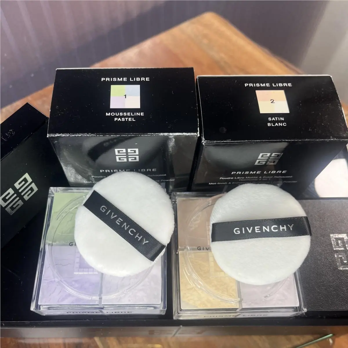 Givenchy Loose Powder Prisme Libre 1 Mousseline Pastel + 2 Satin Blanc