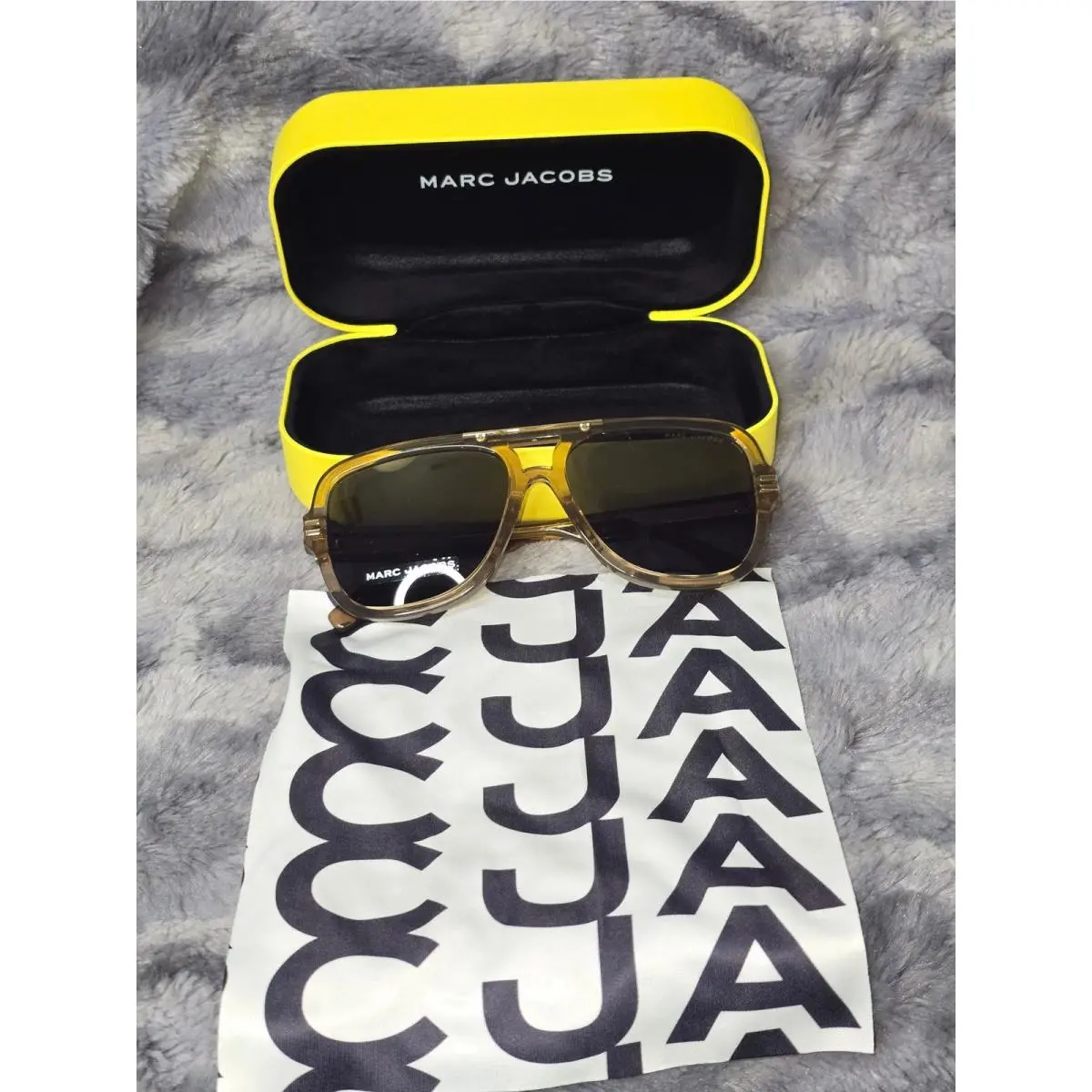 Marc Jacobs Sunglasses Pilot Style Amber Acetate Full Rim 58 16 145 V