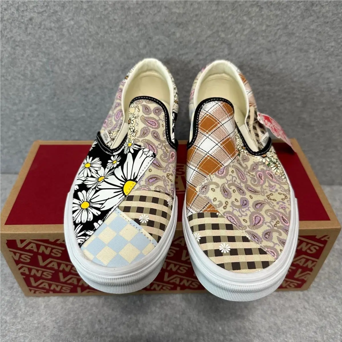Vans Classic Slip-on Meadow Patchwork Multi True White Sneakers Mens 9.5