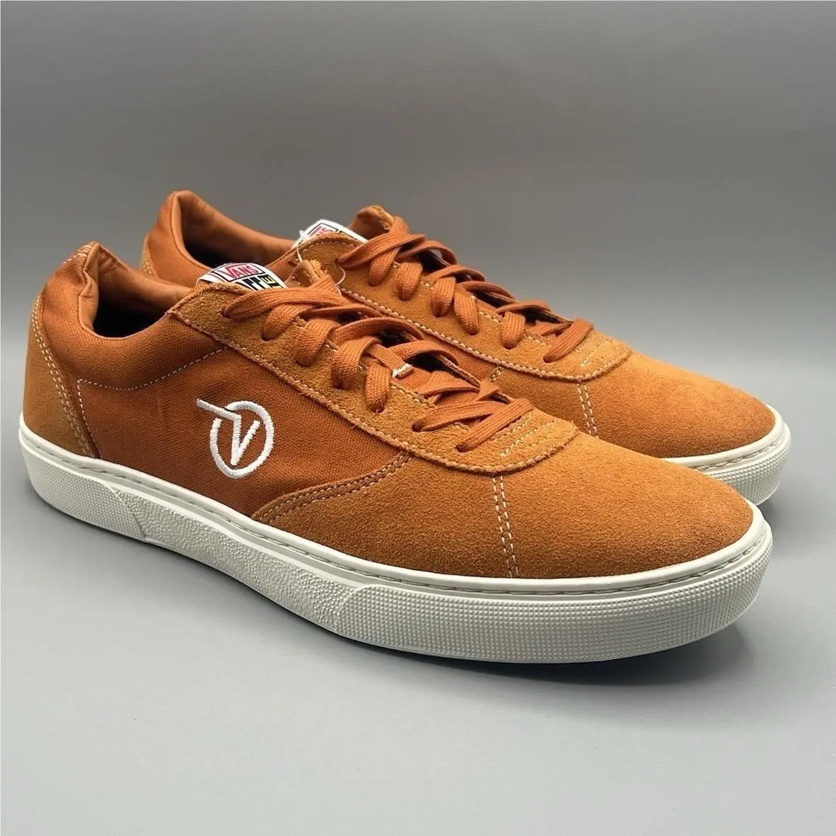Vans Off The Wall Skateboarding Canvas Orange Shoes - Men`s Size 10