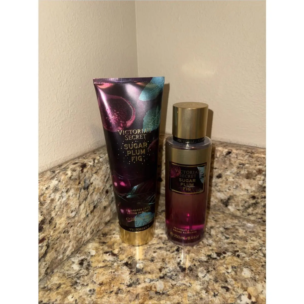 Victoria`s Secret Fragrance Mist Lotion Set Lot of 2 Sugar Plum Fig Festive