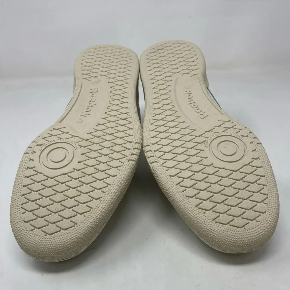 Reebok shoes - White (UPC: 195734112041) 2