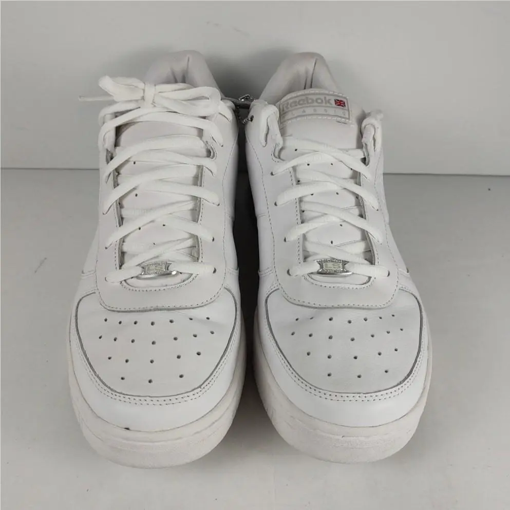 Reebok shoes - White 4