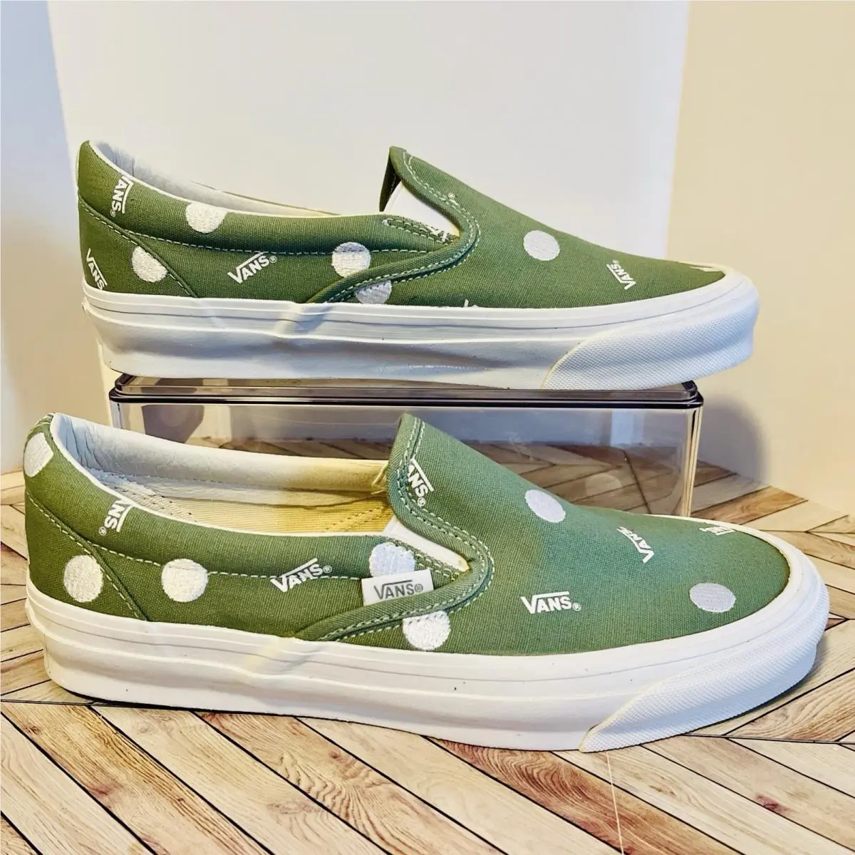 Vans shoes - VANS Vault OG Classic Slip-On Polka Dot - VN0A45JKLDN - Green 0