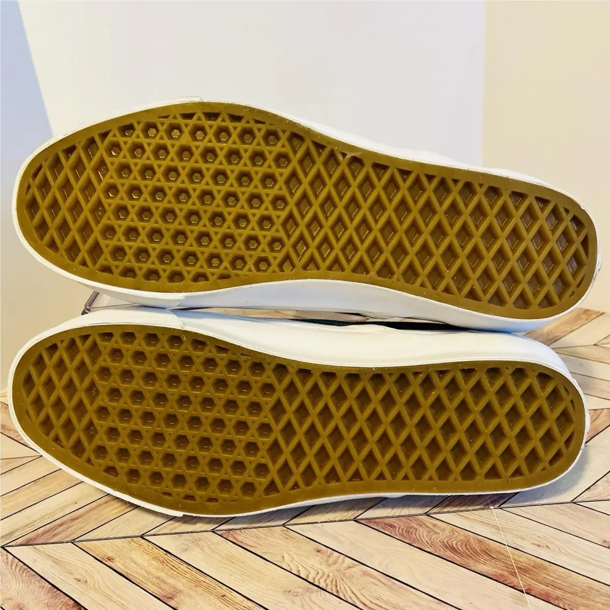 Vans shoes - VANS Vault OG Classic Slip-On Polka Dot - VN0A45JKLDN - Green 4