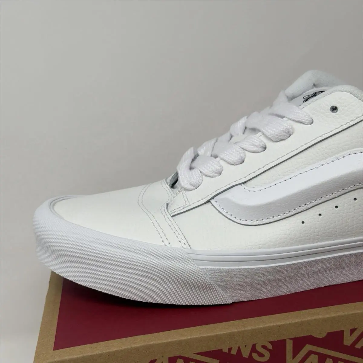 Vans shoes - Vans Knu Skool - Knu Skool - White (UPC: 0196574736701) 12