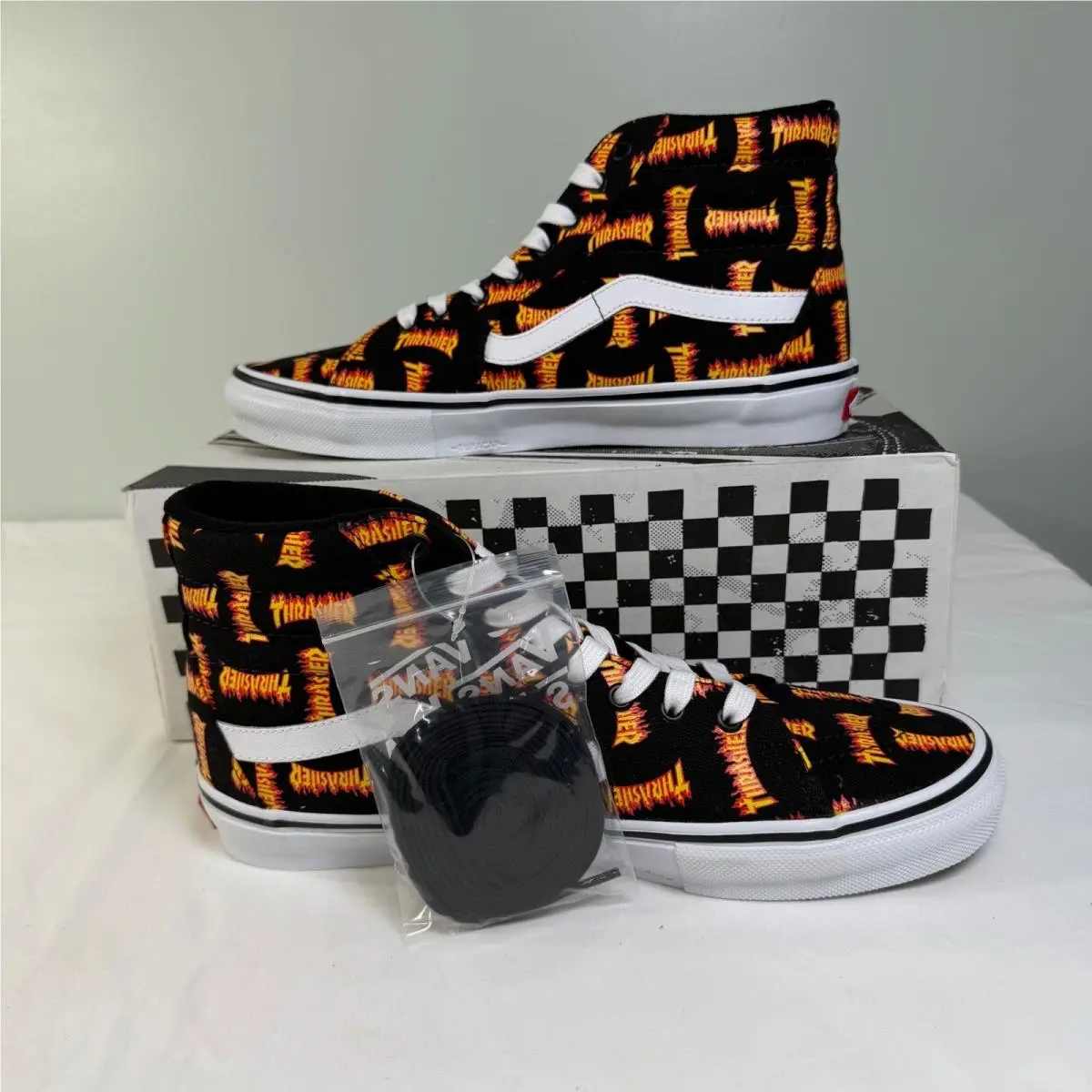 Vans x Thrasher Sk8-Hi Skate Shoes Black Multi Flame Men`s 11 VN0A5FCCBML