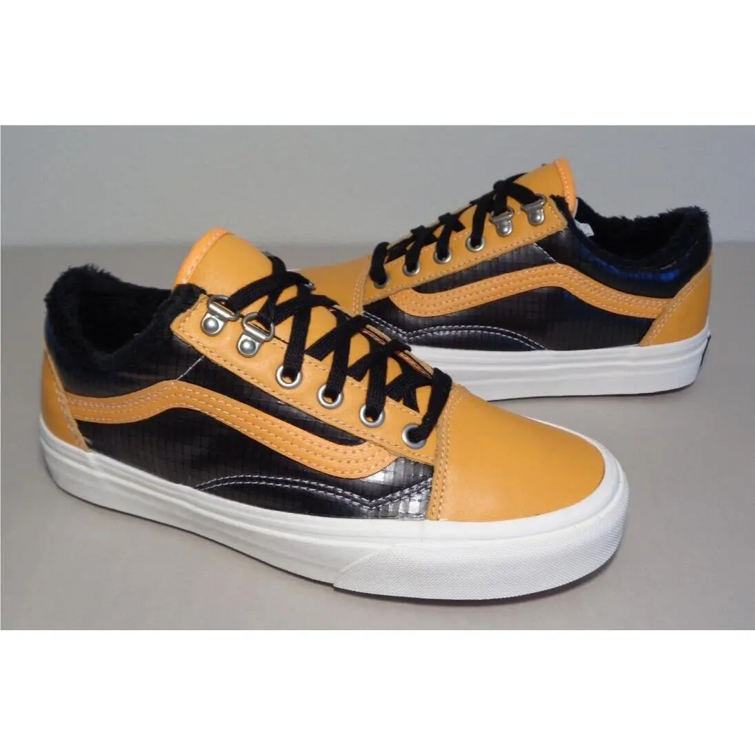 Vans Size 5 M Old Skool Mte Apricot Black Leather Sneakers Women`s Shoes
