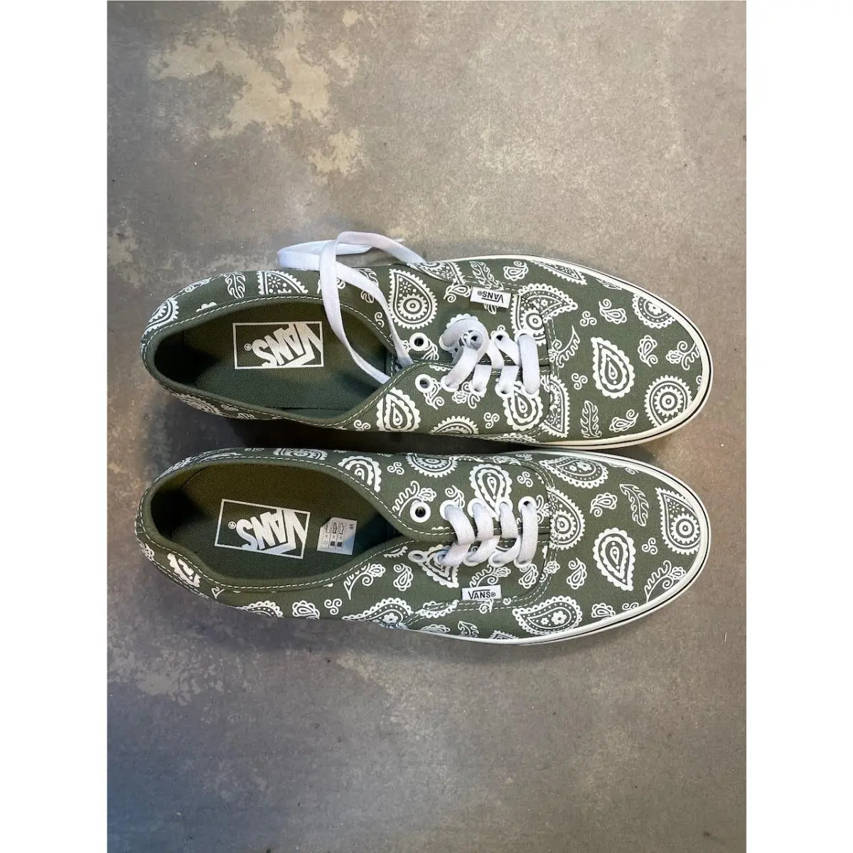 Vans shoes - VANS Authentic - Authentic - VN000BW5OLV - Green 0