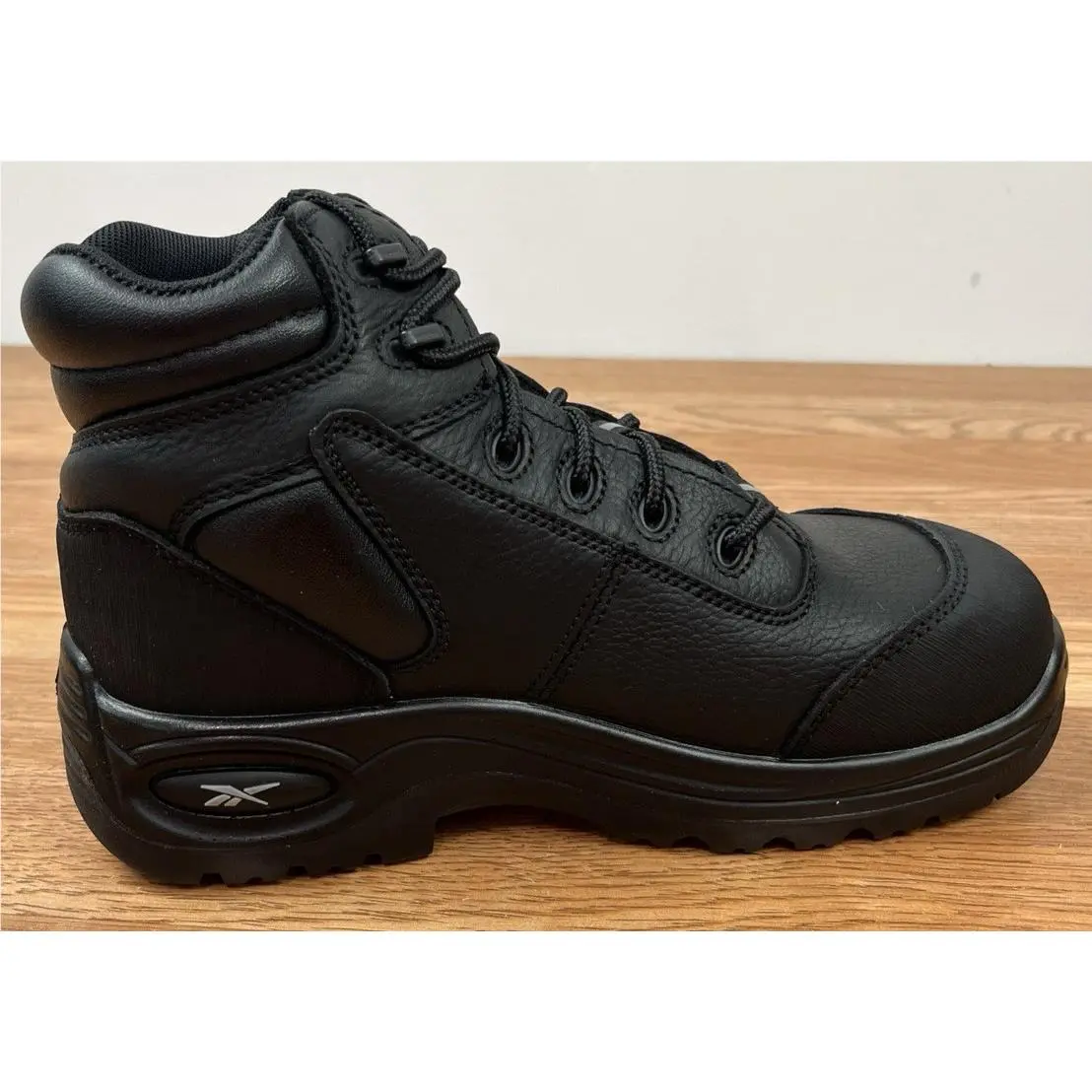Reebok shoes - Black 5