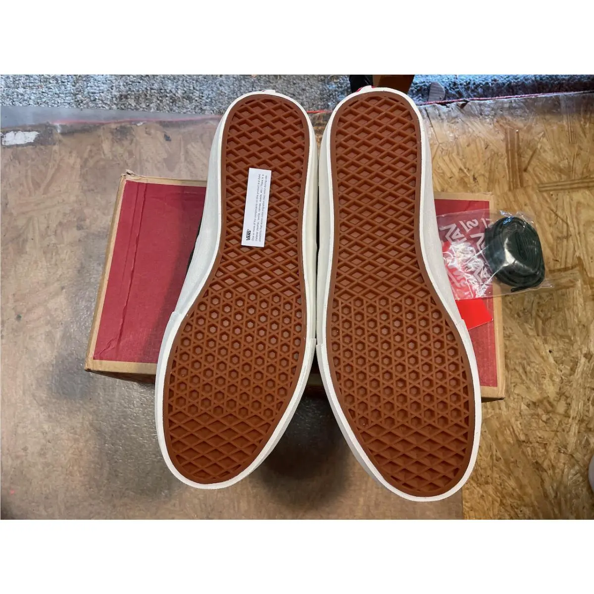 Vans shoes - Vans Authentic Pro - Authentic Pro - VN0A38BY2L6 - Green 1