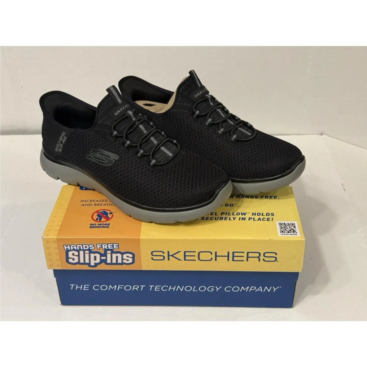 Skechers Men`s Slip-ins: Summits - High Range Sneakers Black Size 7.5W