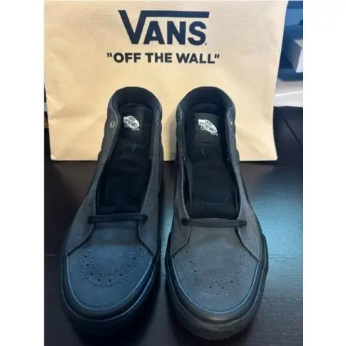Vans Men`s Sk8-Hi All Black Classic Suede Skate Shoes-sticker-bandana Bag