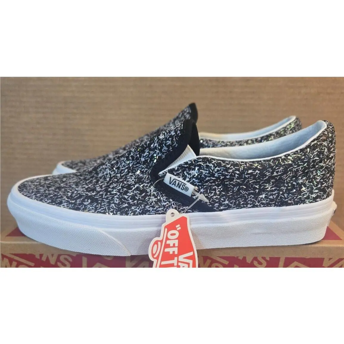 Vans shoes - Vans Classic Slip-On - Classic - VN000XG88N9 - Black True White (UPC: 192828918145) 3