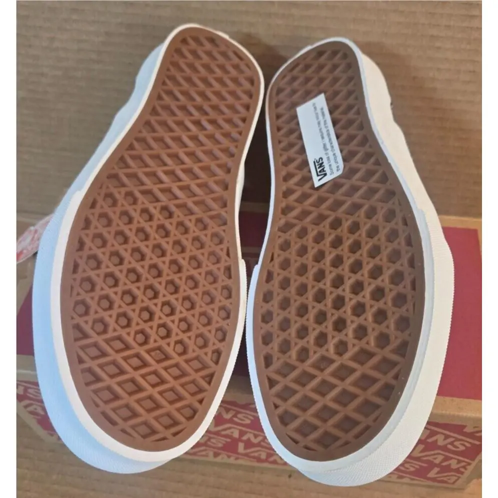 Vans shoes - Vans Classic Slip-On - Classic - VN000XG88N9 - Black True White (UPC: 192828918145) 4