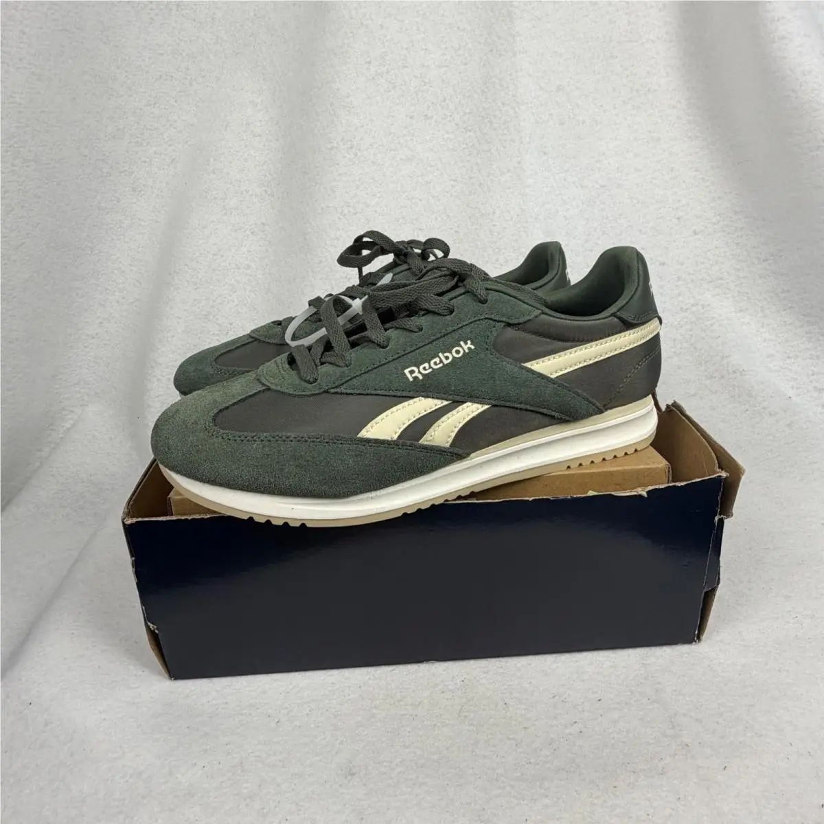 Reebok Royal Alperez Sneakers Mens US 10.5 UK 9.5 Suede Nylon Low Top Green