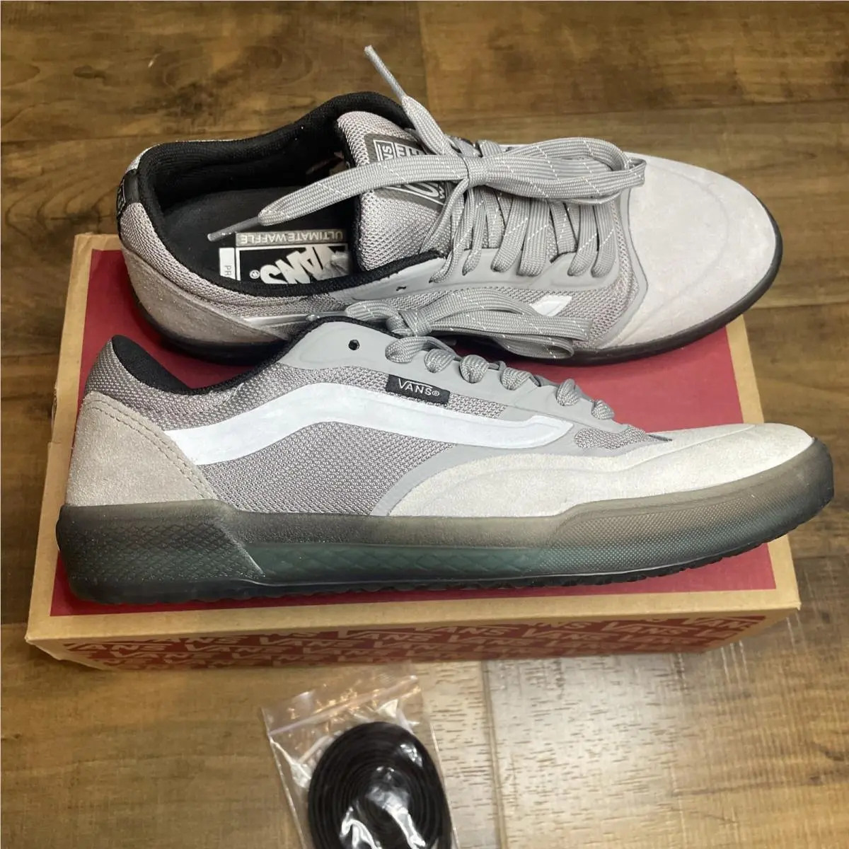 Vans x Ave Pro Gray Reflective Skate Shoes Mens Size 7.5