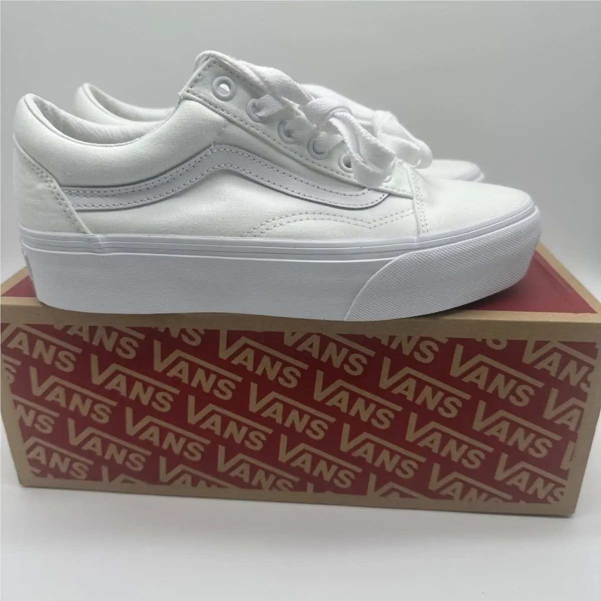 Vans Men`s 6 Women’s 7.5 Old Skool Plat True White