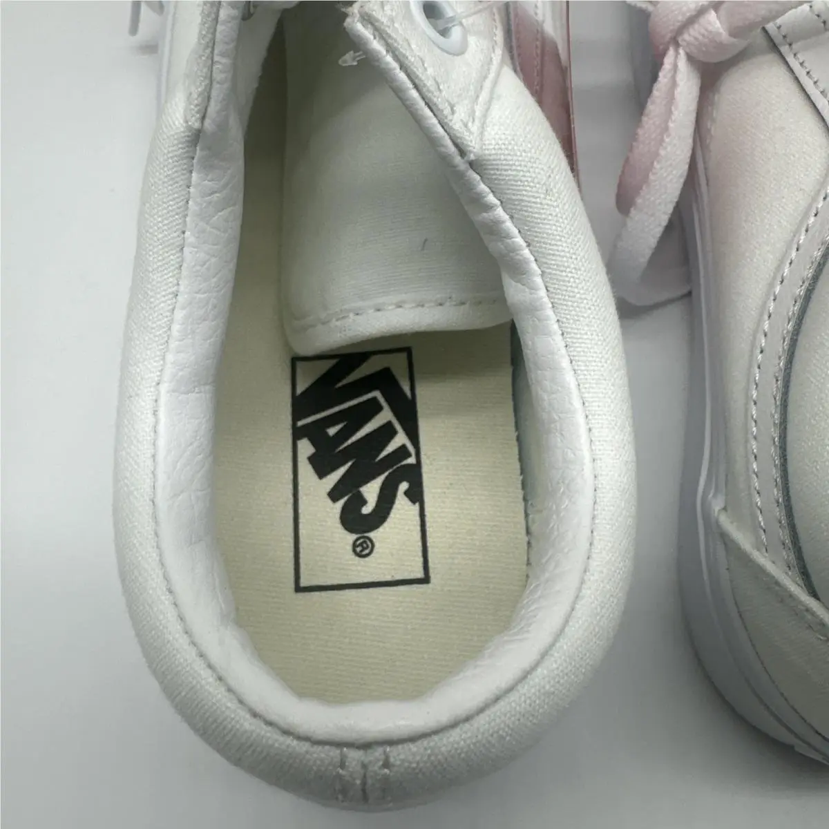 Vans shoes - White 3
