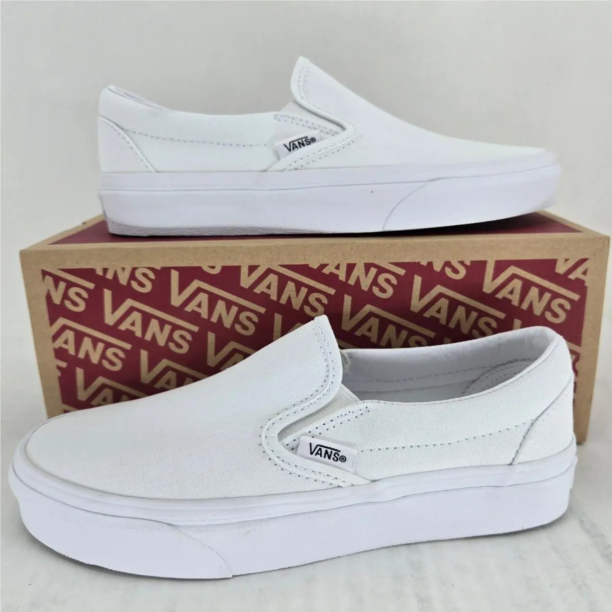 Vans Classic Slip-on True White Canvas Sneakers VN000EYEW00 Mens 4 Womens 5.5