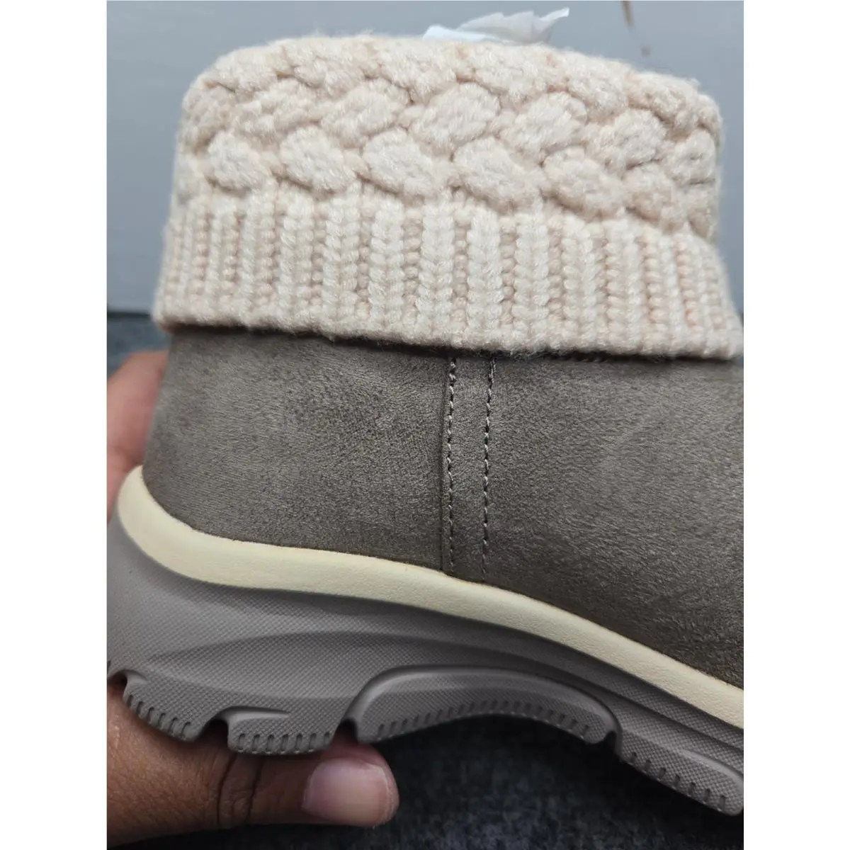 Skechers shoes - skechers relaxed fit memory foam 5 - Beige 9