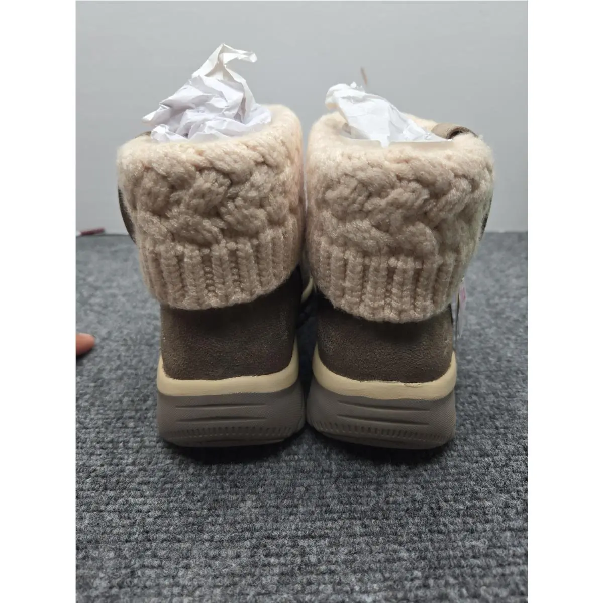 Skechers shoes - skechers relaxed fit memory foam 5 - Beige 5