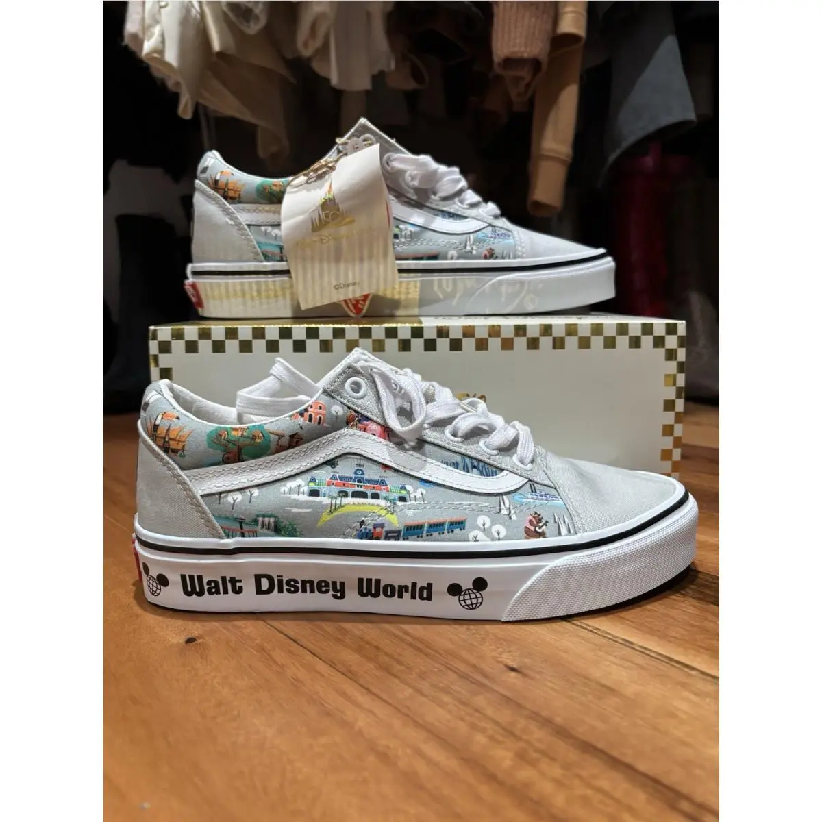 Vans x Walt Disney World 50th Anniversary Old Skool Shoes W 6.5 M 5
