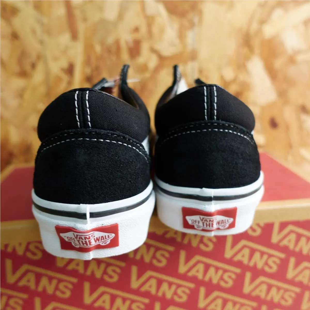 Vans shoes - VANS Old Skool - Old Skool - Black (UPC: 700053803725) 2