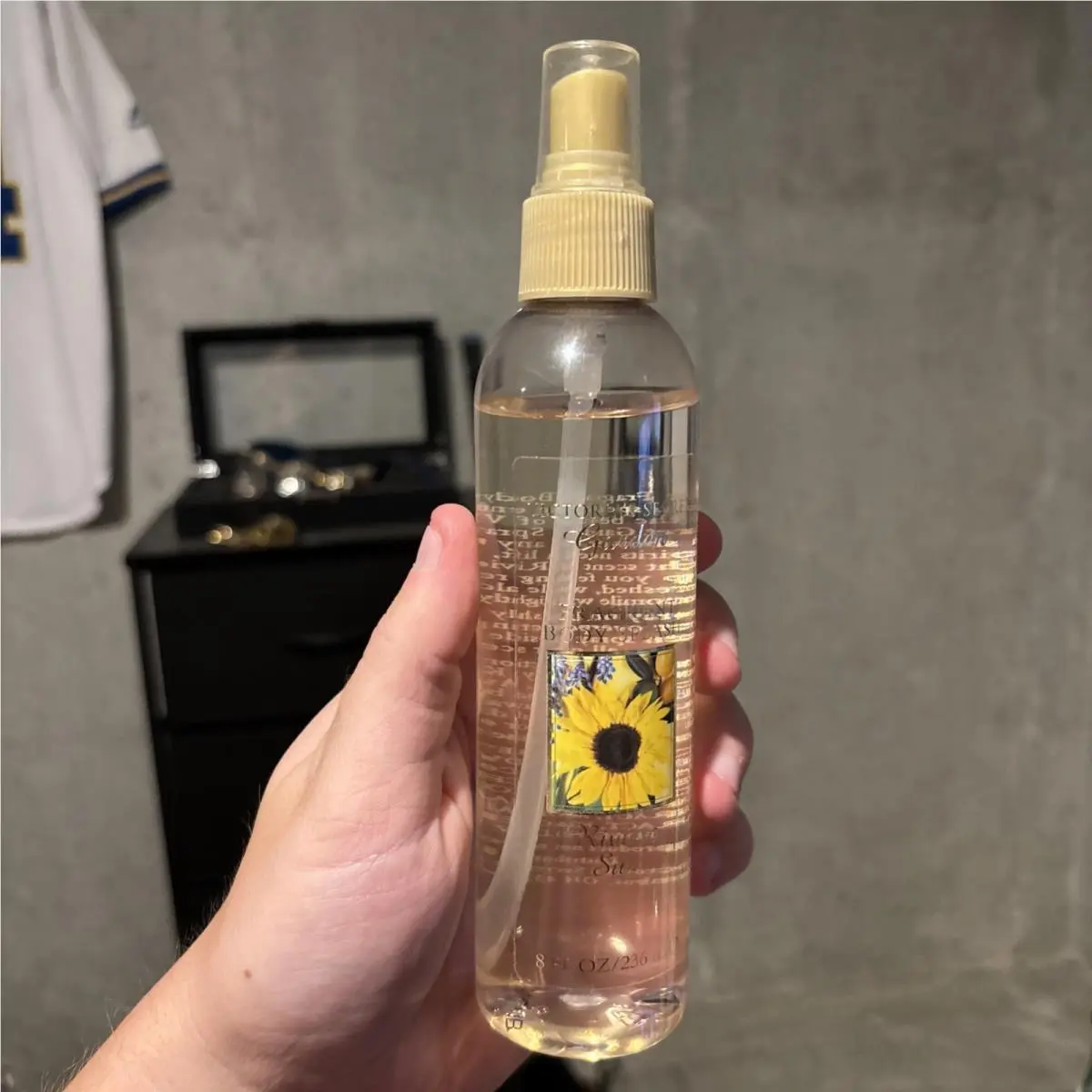 Victoria`s Secret Garden Fragrant Body Splash Mist 8oz - Riviera Sun